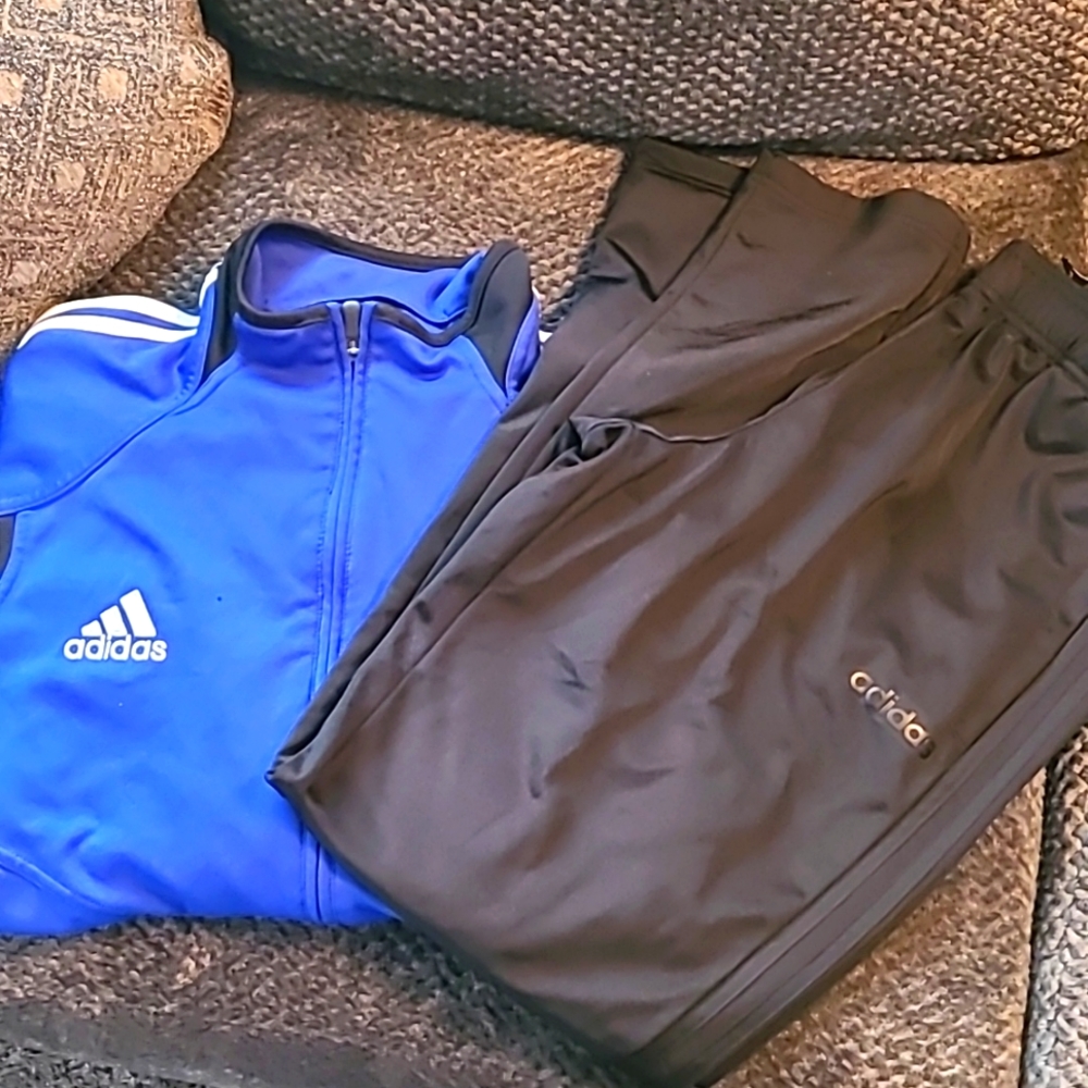 Adidas joggers set top and bottom